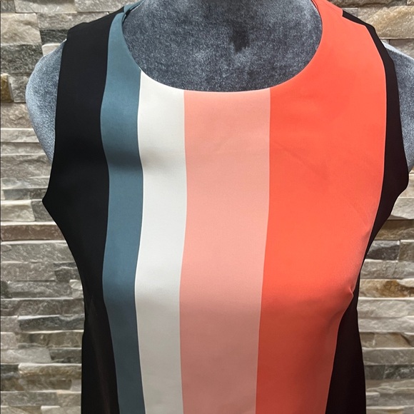 Ann Taylor Vibrant Orange and Cream Top - Picture 2 of 9